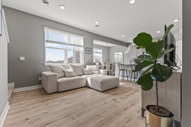 Foto del edificio - 12678 Erskin St NE