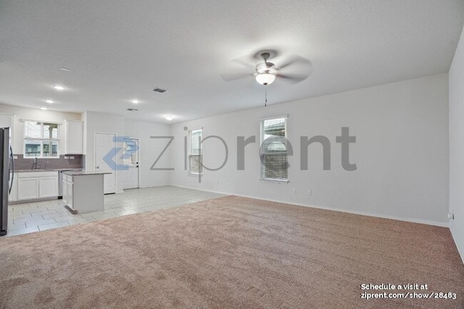 Building Photo - Unit