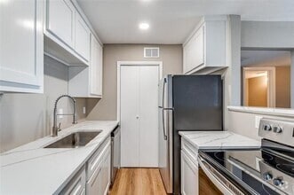 Building Photo - 1603 N Garrett Ave