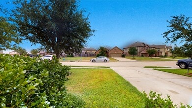 Building Photo - 28635 Cranford Sage Ln