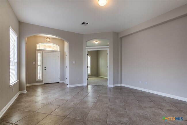 Foto del edificio - 3367 Rosalina Loop