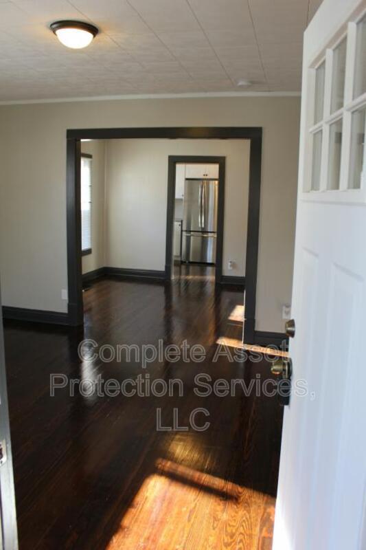 Foto del edificio - 6752 Woodmar Ave