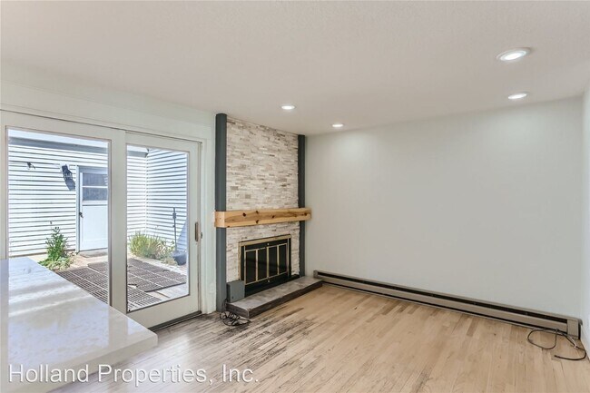 Foto del edificio - 3 br, 2 bath House - 6145 SW Erickson Ave