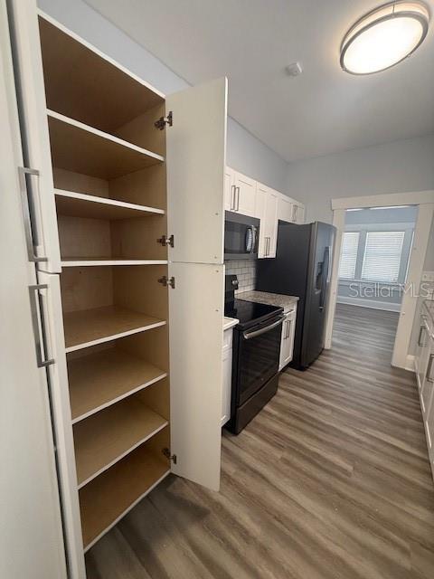 Foto del edificio - 208 N Tampania Ave