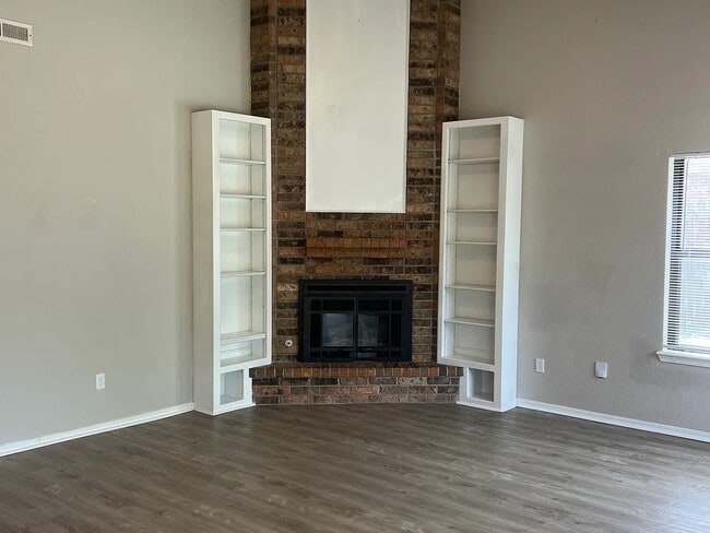 Photo - 1132 SW 40th St House