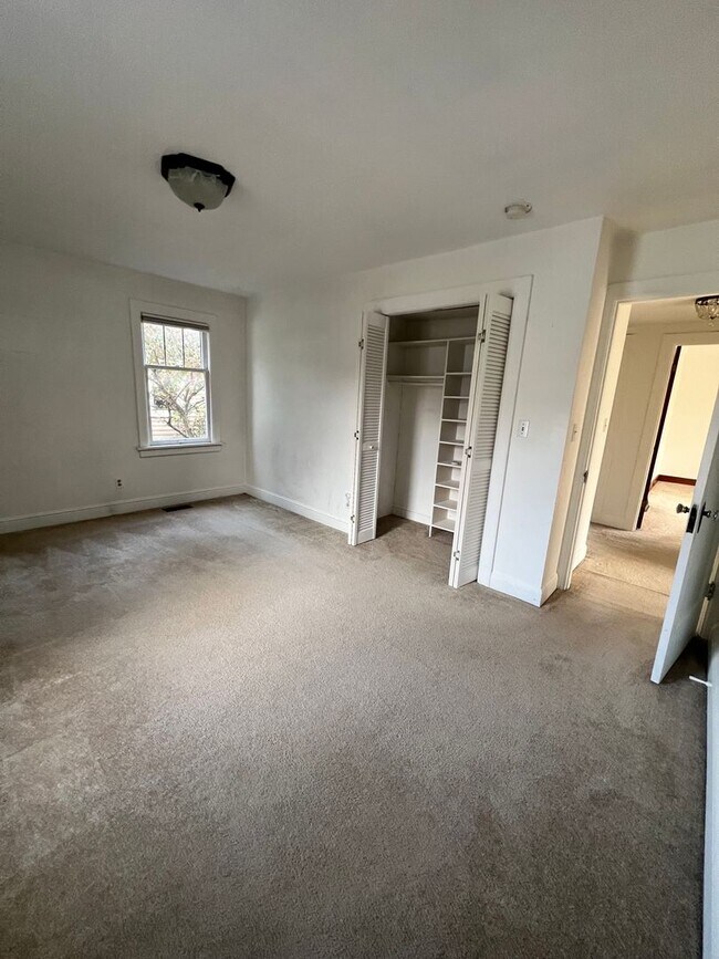 Building Photo - 2232 Rainier Ave