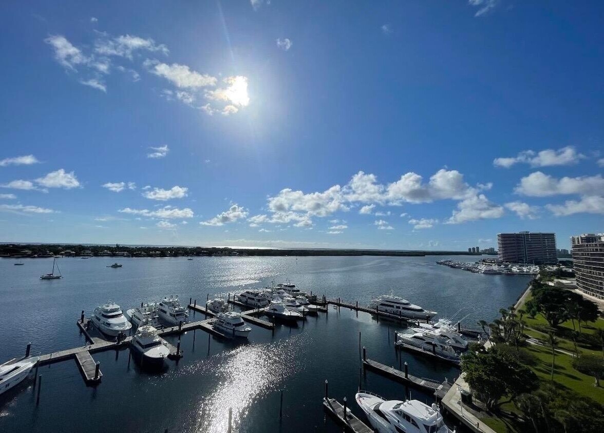 Building Photo - 1208 Marine Way