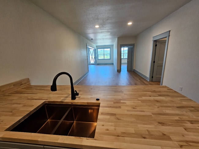Building Photo - 8510 Coppock Rd