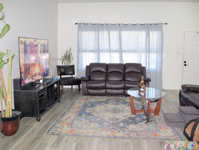 Foto del edificio - TIDEMILL FARMS