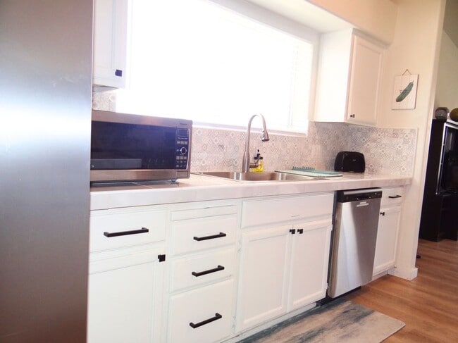 Foto del edificio - 8941 E 24th Ln