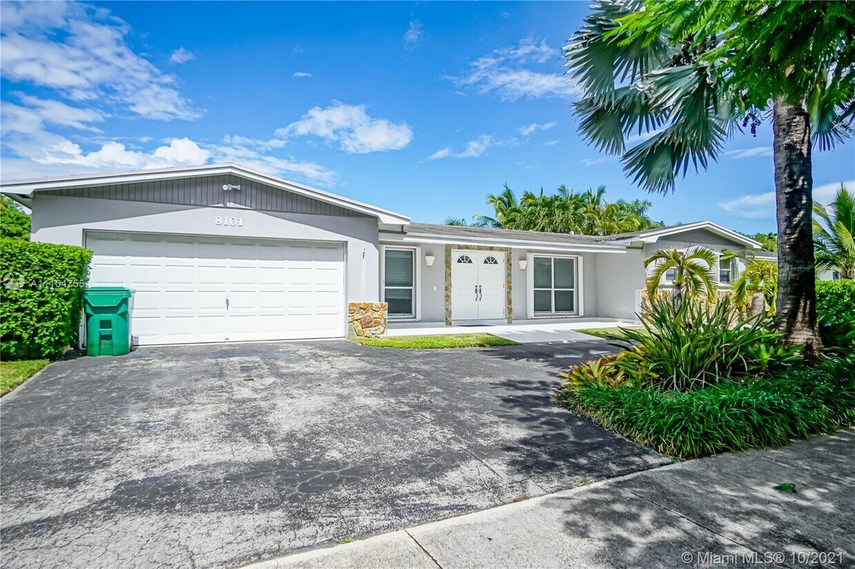 8101 SW 198th St, Cutler Bay, FL 33189 House Rental in Cutler Bay, FL