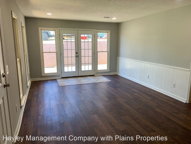 Building Photo - 2 br, 2 bath House - 560 Pride Avenue