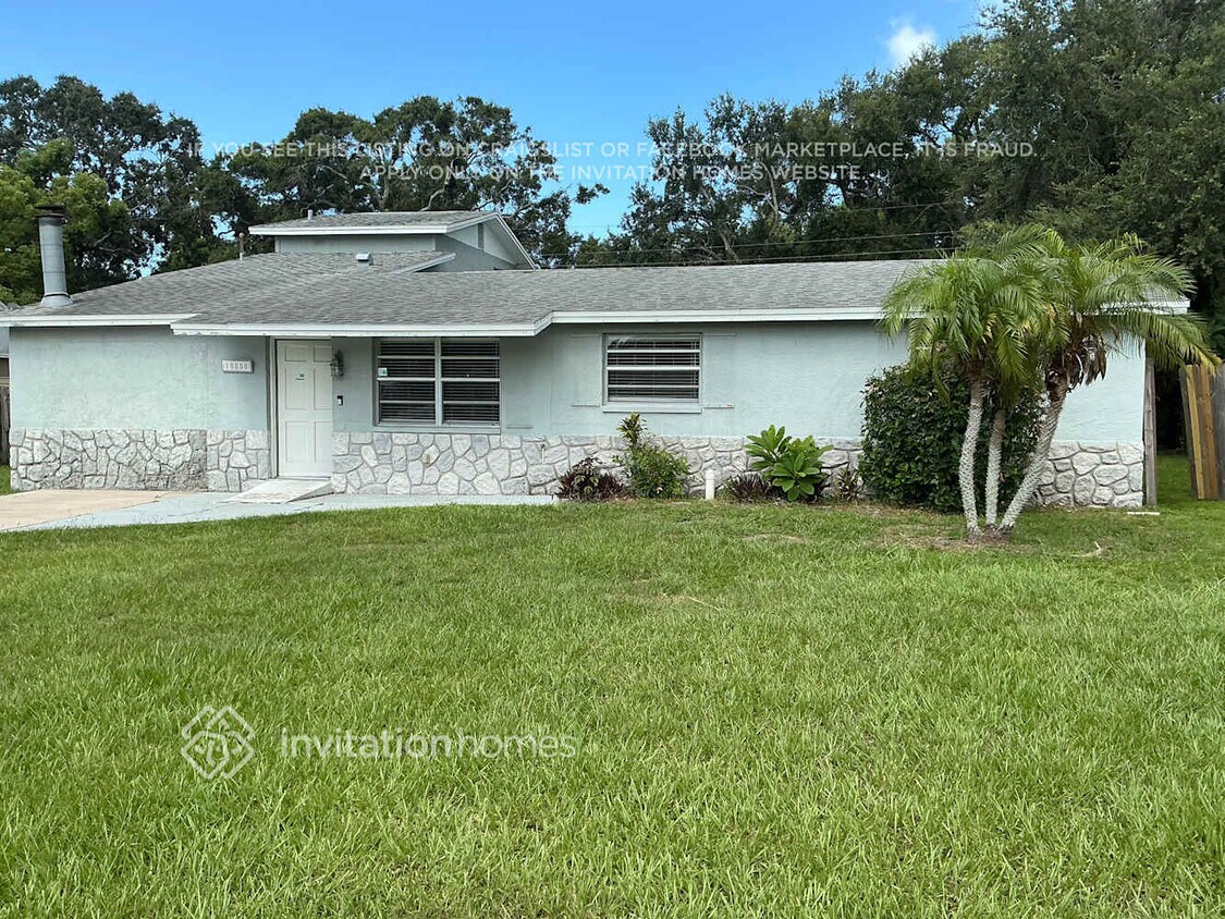 Foto principal - 10850 111th St N