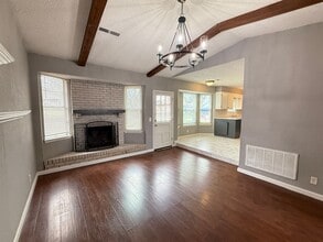 Building Photo - 1668 S Redbud Pl