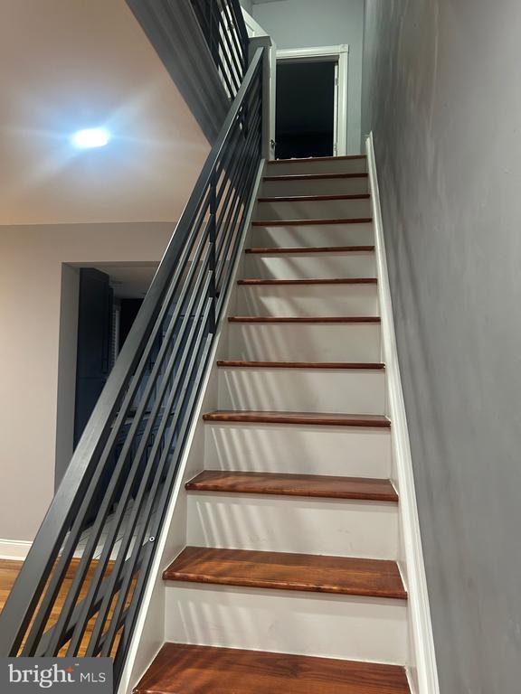 Foto del edificio - 2417 S Rosewood St