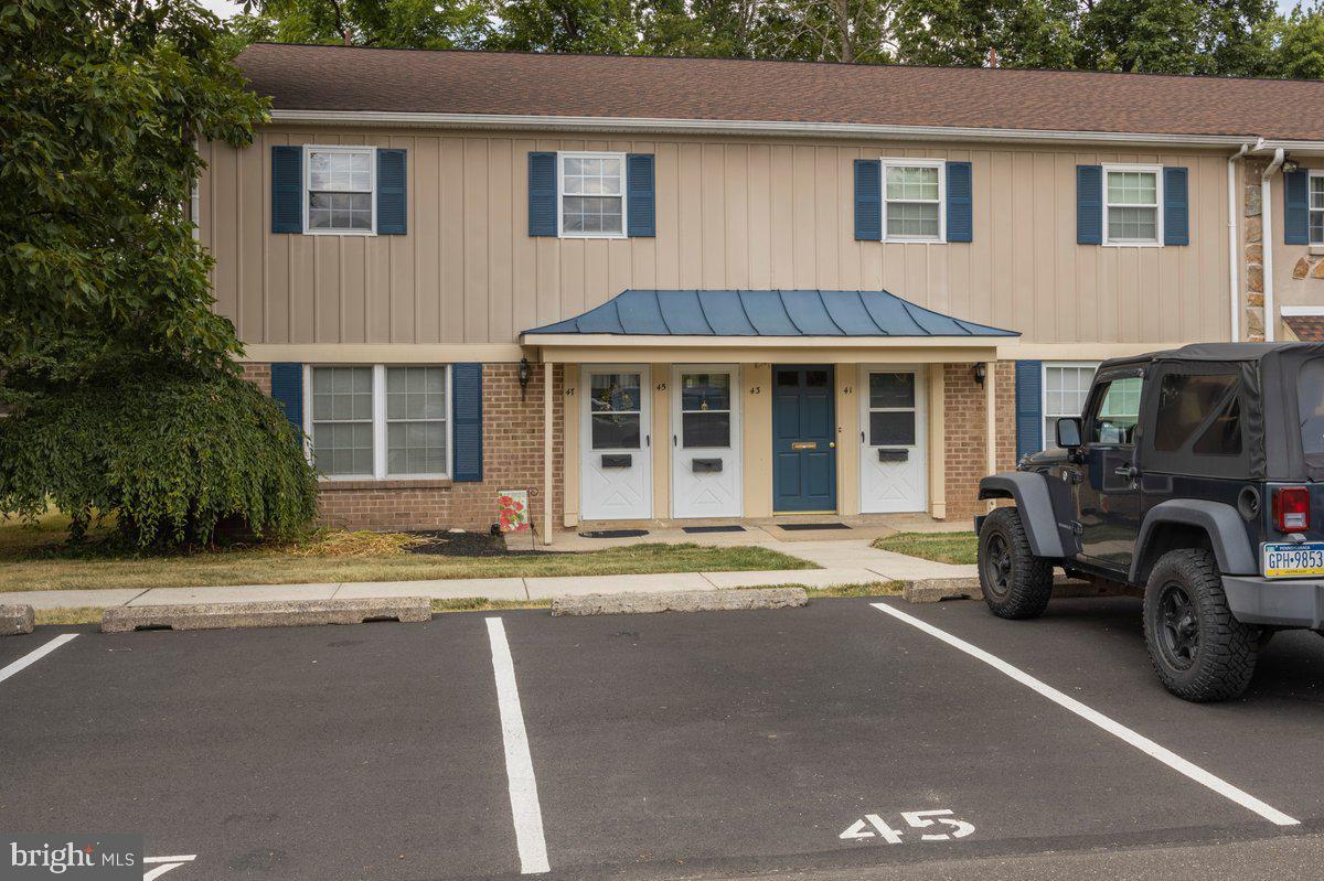 45 Wexford Dr, North Wales, PA 19454 Room for Rent in North Wales, PA