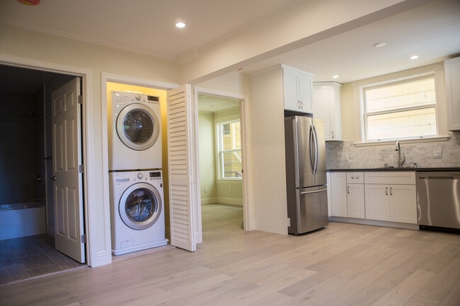 Photo - 1334 Haight St Apartment