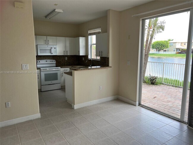 Building Photo - 10935 NW 79th St