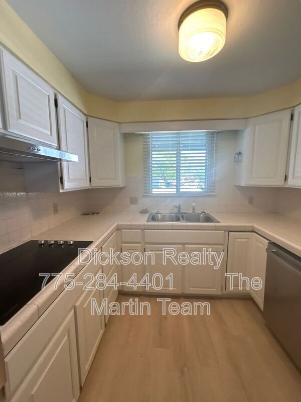 Foto del edificio - 3008 Imperial Way