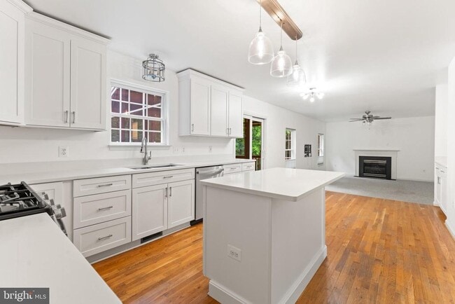 Building Photo - 10105 Cotter Ct