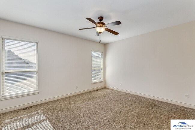 Foto del edificio - Andover Schools - 4 bedroom 3 bath