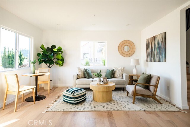 Foto del edificio - 2681 Roseview Ave