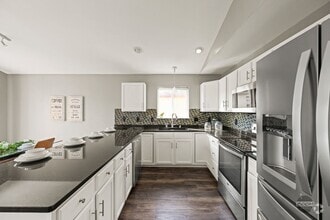 Building Photo - 9100 Seal Point Cir