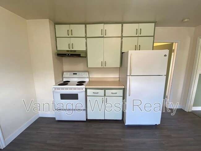 Building Photo - 4221 Spiers Rd