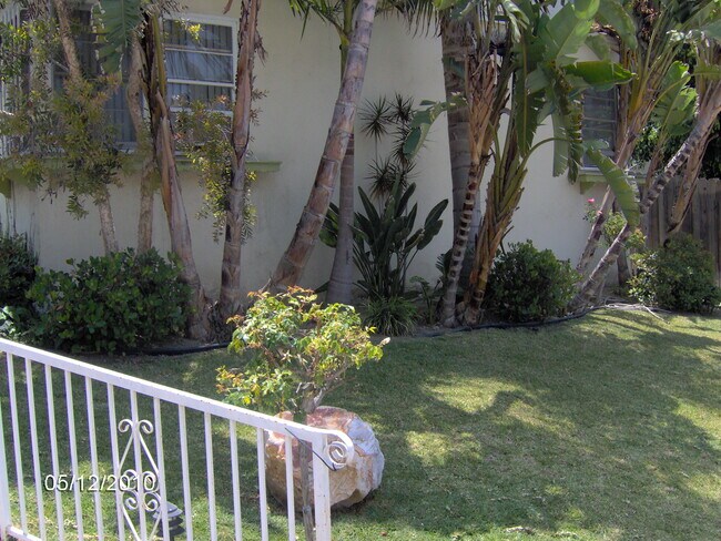 Foto del edificio - 1222 S Dunsmuir Ave