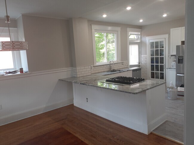 Foto del edificio - 34 Concord Ave