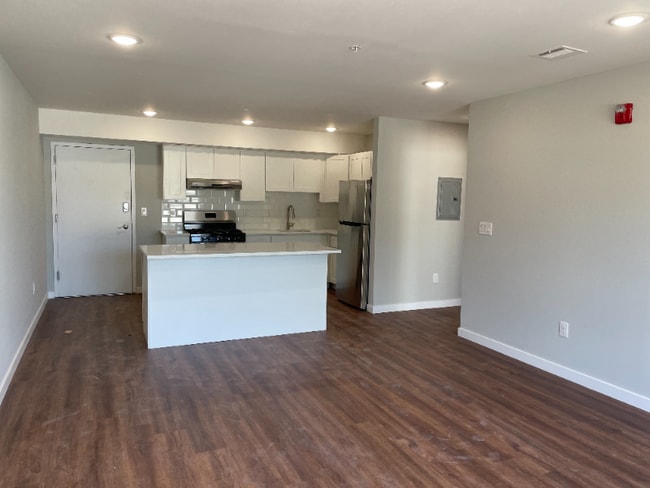 Foto del edificio - 425 11th Ave