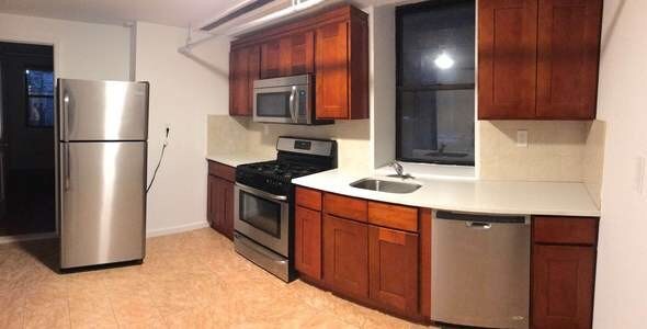 Foto principal - 30-75 33rd St