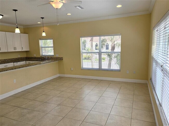 Foto del edificio - 601 Sandy Nook St