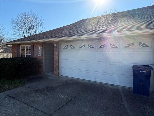 Foto del edificio - 706 Meghan St