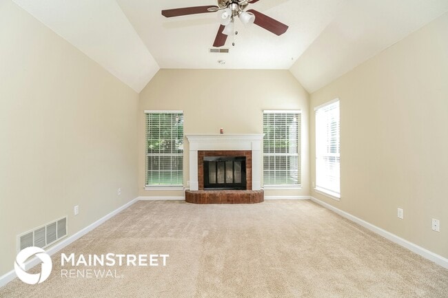 Building Photo - 10104 Fox Chase Dr