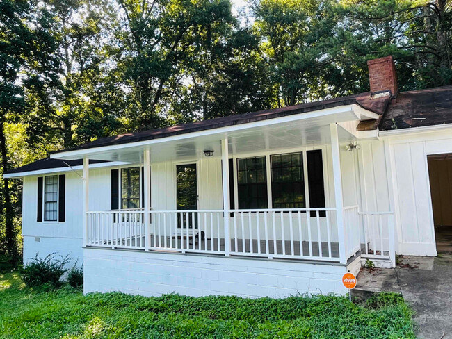 Building Photo - 125 Roseberry Ln