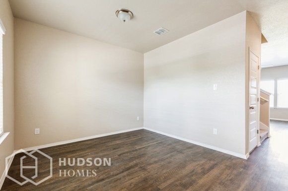 Building Photo - SELF TOUR NOW! - 3809 Colemans Run, Conver...