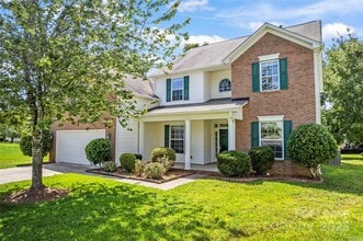 Building Photo - 2003 Red Carpet Ct