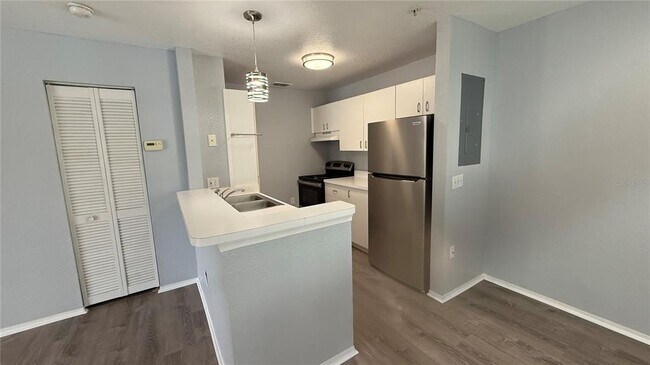 Foto del edificio - 850 S Tamiami Trl