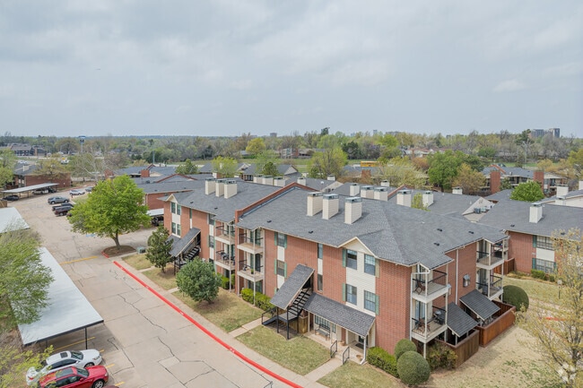 Building Photo - Hemingway Condos