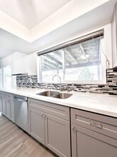 Building Photo - 17624 N 20th Dr