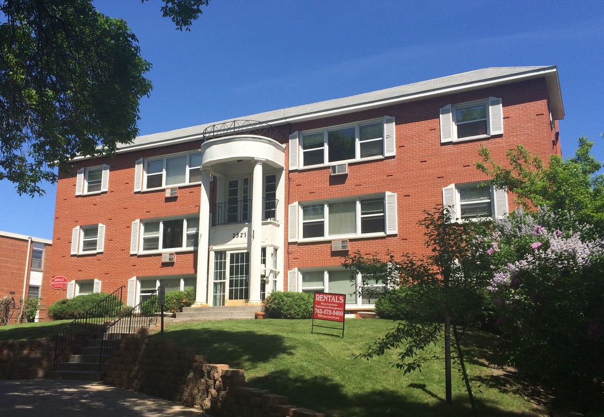 Primary Photo - Pillsbury Avenue Apartments