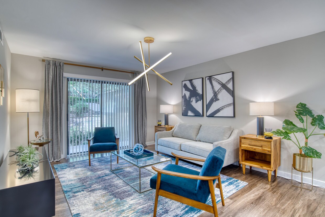 Avonlea Riverside Apartments in Atlanta, GA