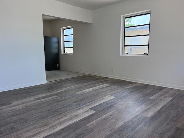 Foto del edificio - 247 W 25th St