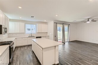 Building Photo - 4208 Bayley Skye Ave
