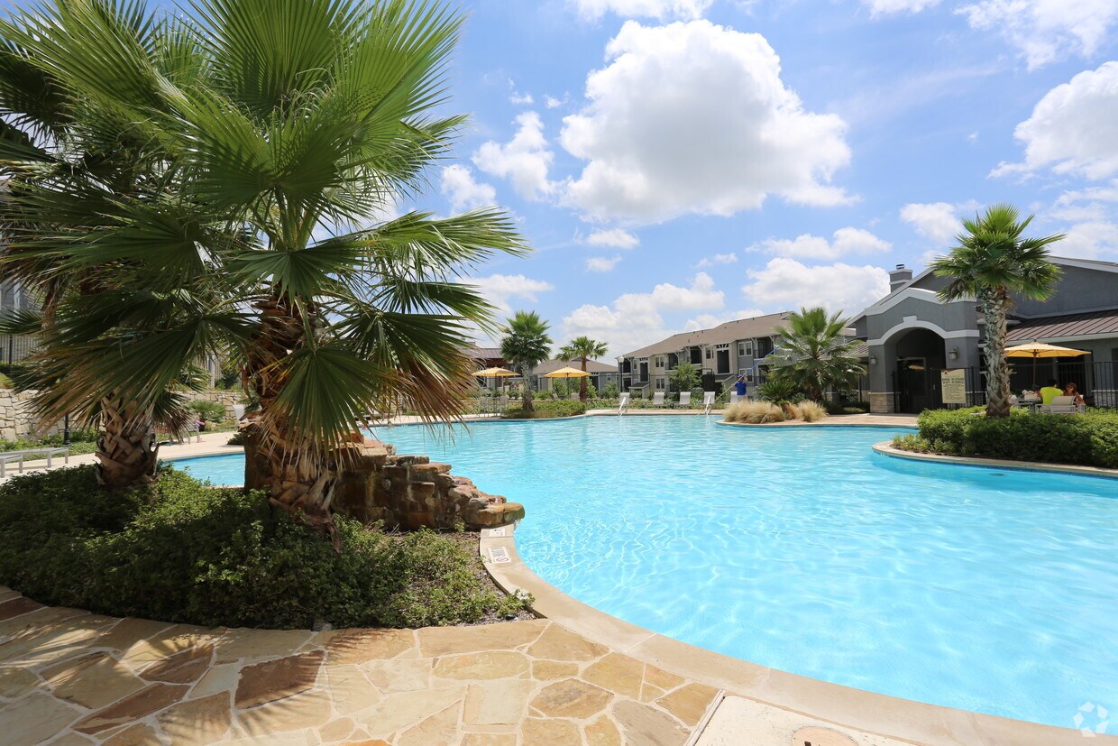 Legends at Kitty Hawk Alquileres en Converse, TX