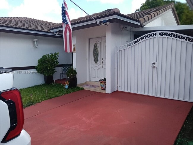 Building Photo - 5673 SW 149th Ave