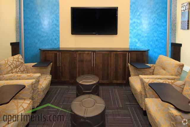 Clubhouse - Clairmont at Hillandale
