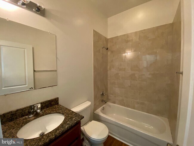 Foto del edificio - 6044 Market St