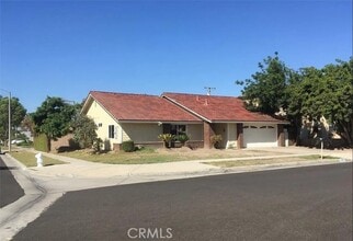 Building Photo - 5313 W Lehnhardt Ave